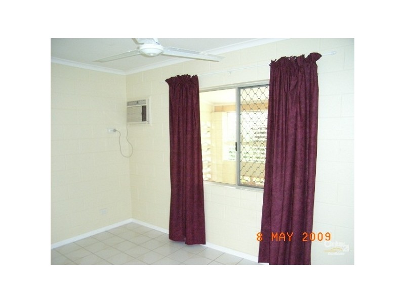 1/81 Upper Richardson St, Whitfield QLD 4870