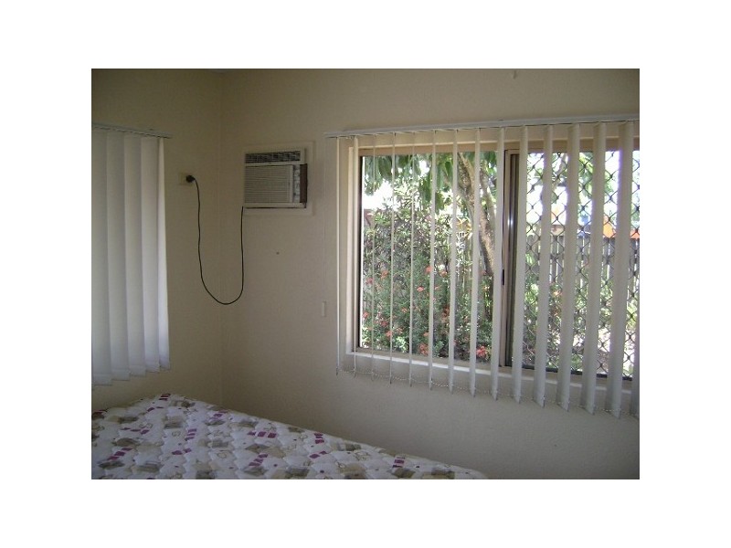 1/113 Buchan St, Bungalow QLD 4870