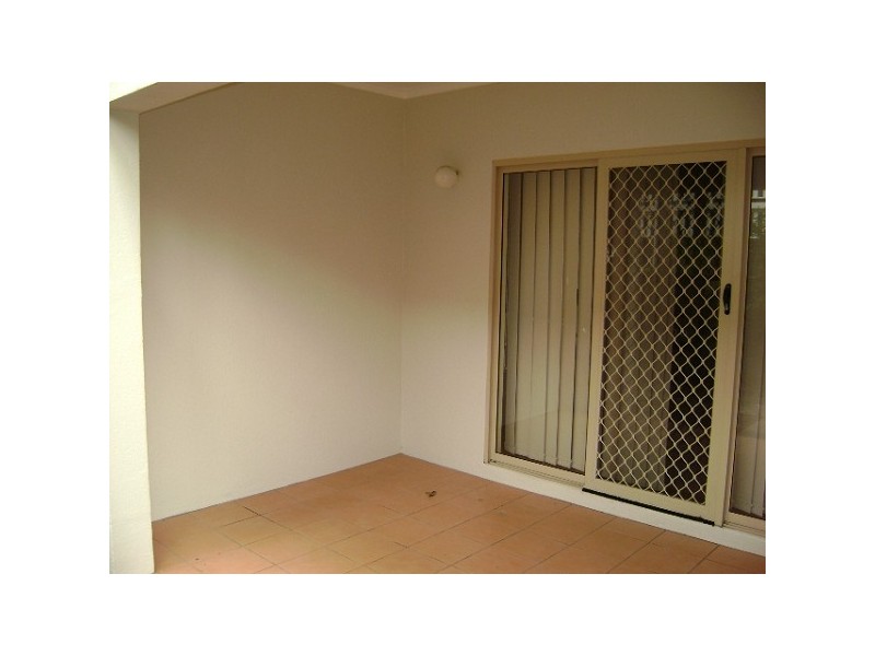 1/113 Buchan St, Bungalow QLD 4870