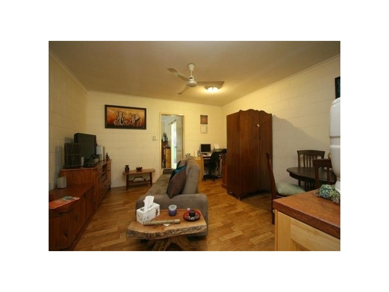 7/171 Hoare Street, Manunda QLD 4870