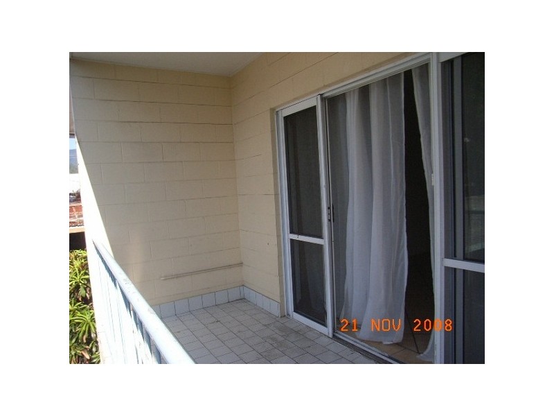 22/52 Pease Street, Cairns QLD 4870
