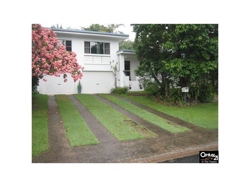 3 Ponticello Street, Whitfield QLD 4870