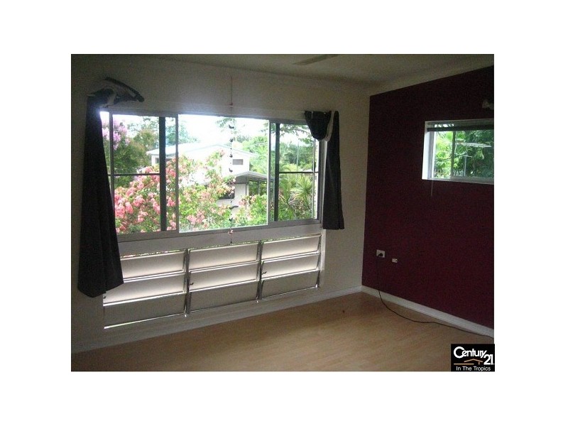 3 Ponticello Street, Whitfield QLD 4870