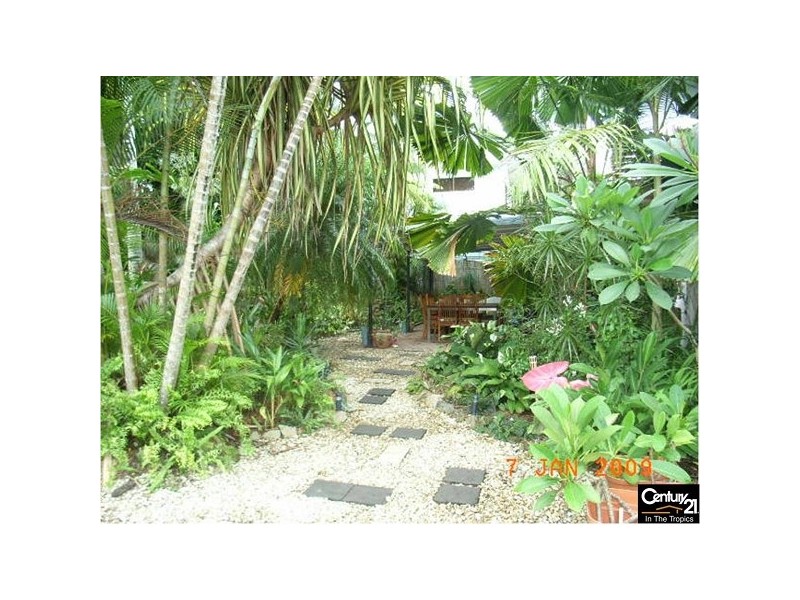 3 Ponticello Street, Whitfield QLD 4870