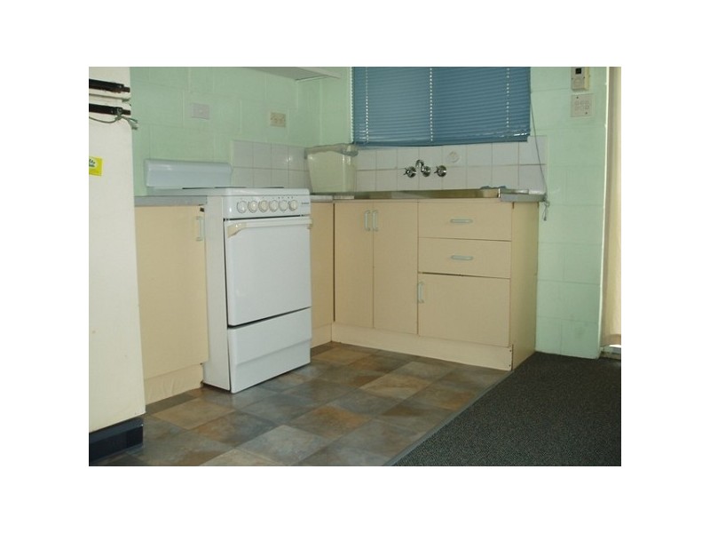 1/248 Sheridan Street, Cairns North QLD 4870