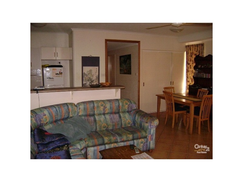 10/34 Digger Street, Cairns North QLD 4870