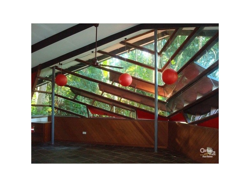 16 Heavey Crescent, Whitfield QLD 4870