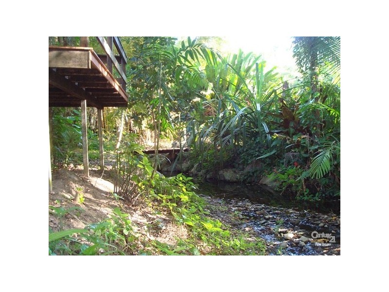 16 Heavey Crescent, Whitfield QLD 4870