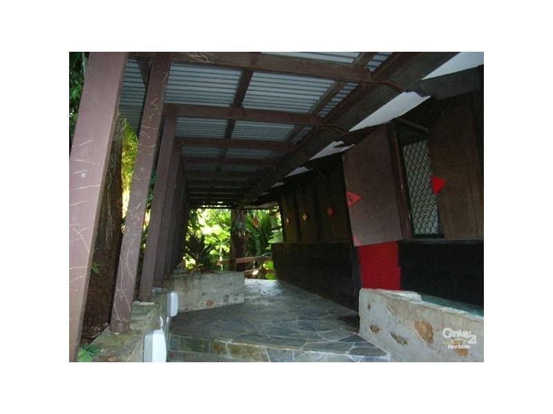 16 Heavey Crescent, Whitfield QLD 4870