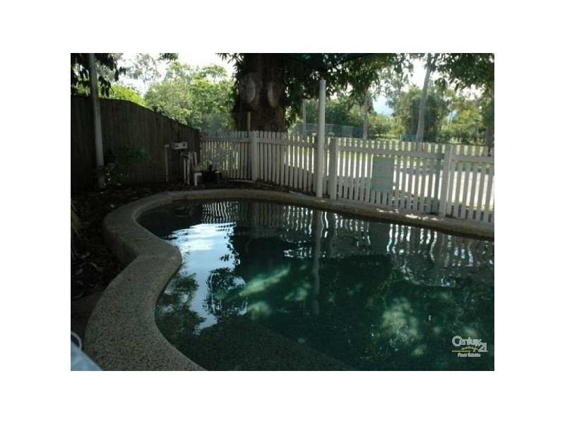 Yorkeys Knob QLD 4878