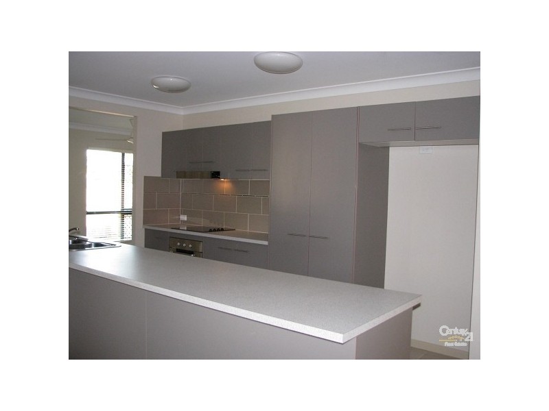20 Moojeeba Way, Trinity Park QLD 4879