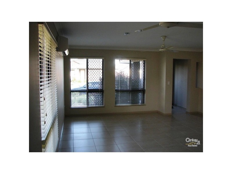 20 Moojeeba Way, Trinity Park QLD 4879
