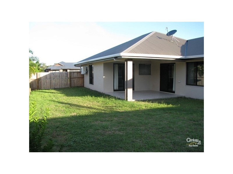 20 Moojeeba Way, Trinity Park QLD 4879