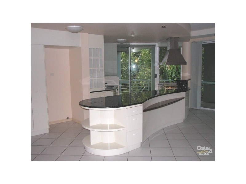 19/2 Deauville Street, Yorkeys Knob QLD 4878