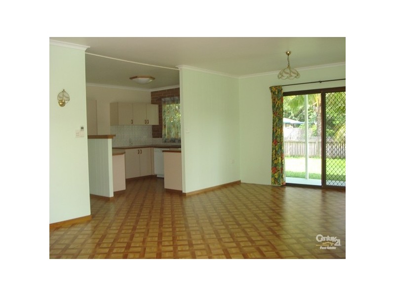 20 Riverside Parade, Trinity Park QLD 4879