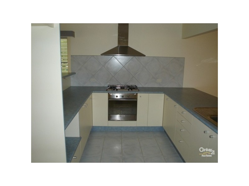 15 Mazlin, Edge Hill QLD 4870