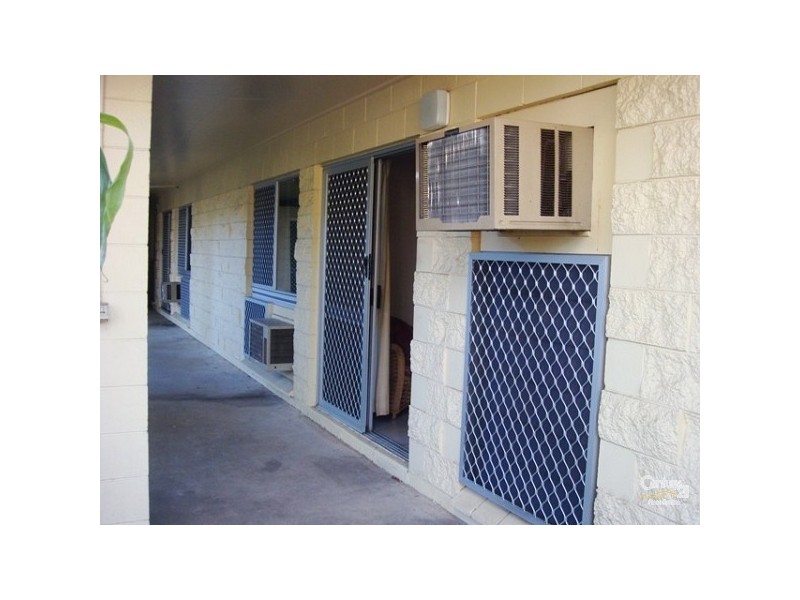 6/379 Mayers st, Edge Hill QLD 4870