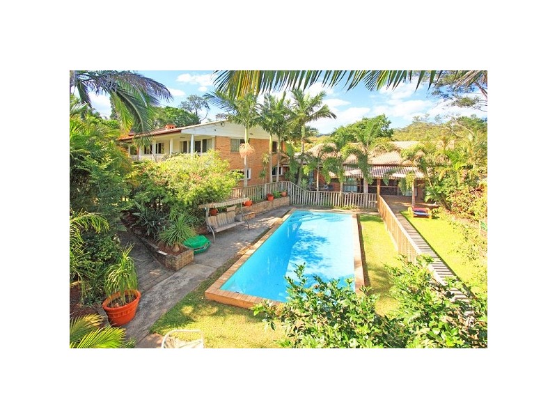 99 Burbong Street, Chapel Hill QLD 4069