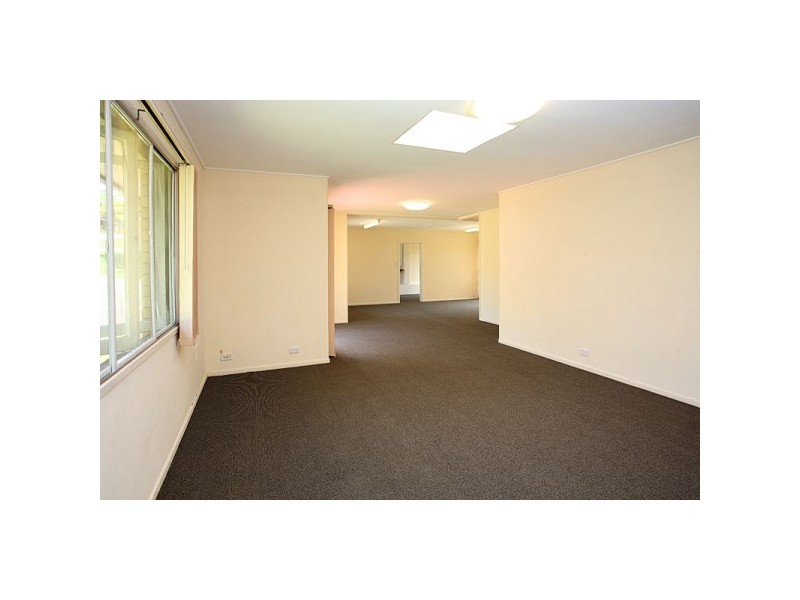 50 Gilruth Road, Kenmore QLD 4069