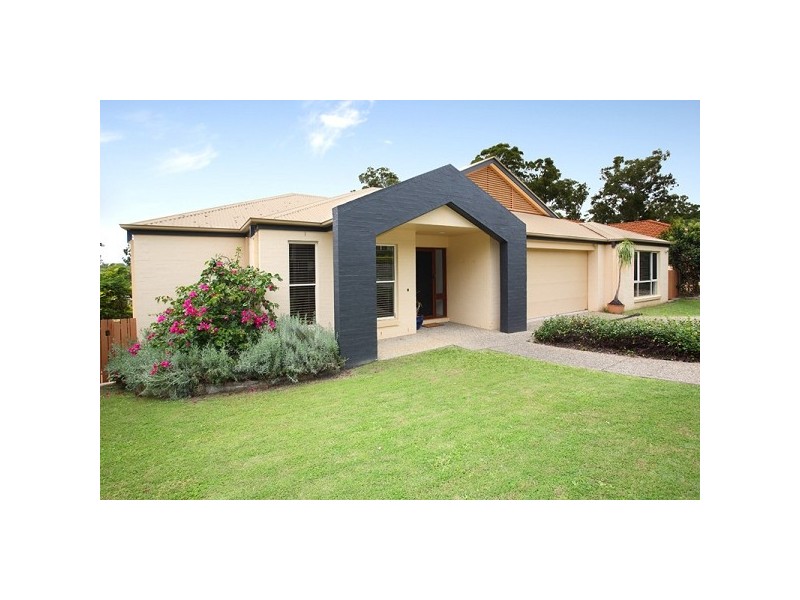 10 Carissa Place, Chapel Hill QLD 4069