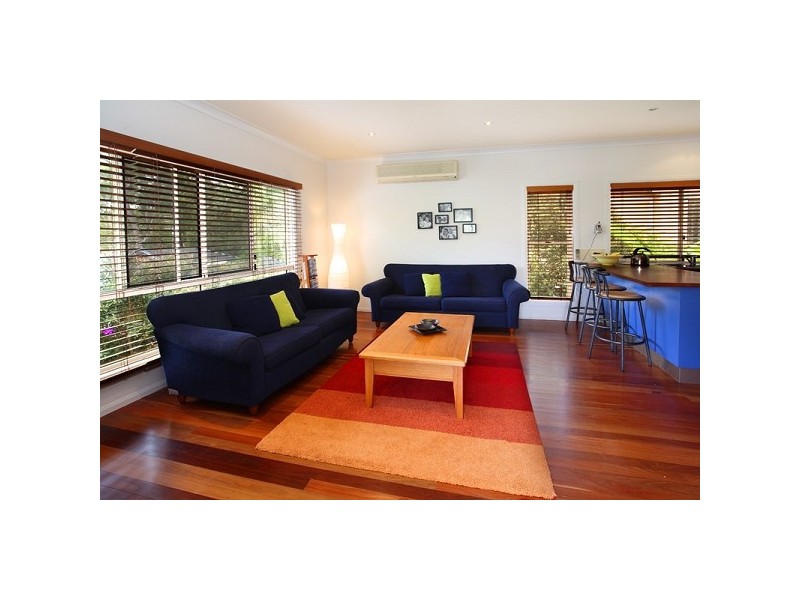 10 Carissa Place, Chapel Hill QLD 4069