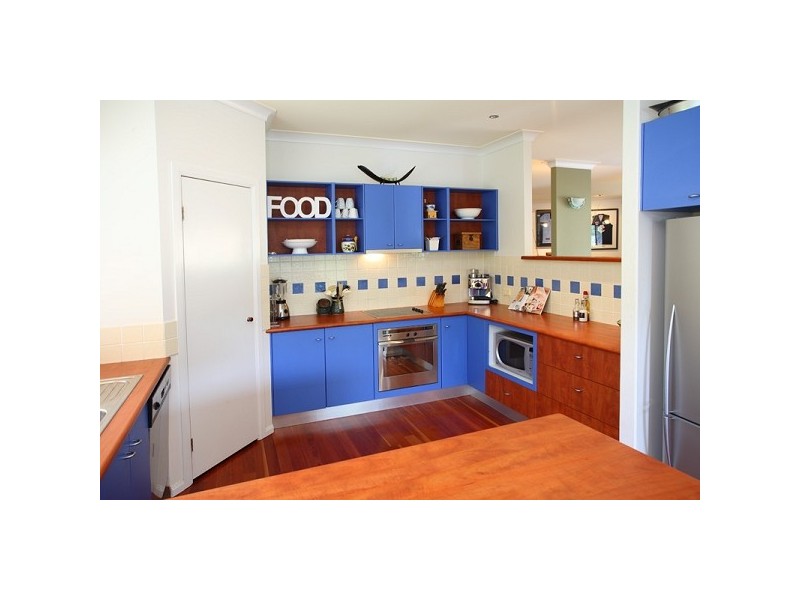 10 Carissa Place, Chapel Hill QLD 4069