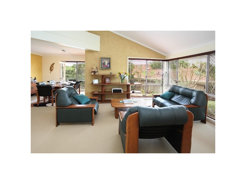 7 Olley Court, Brookfield QLD 4069