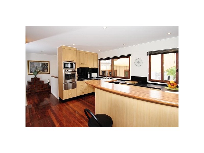 46 Euree Street, Kenmore QLD 4069