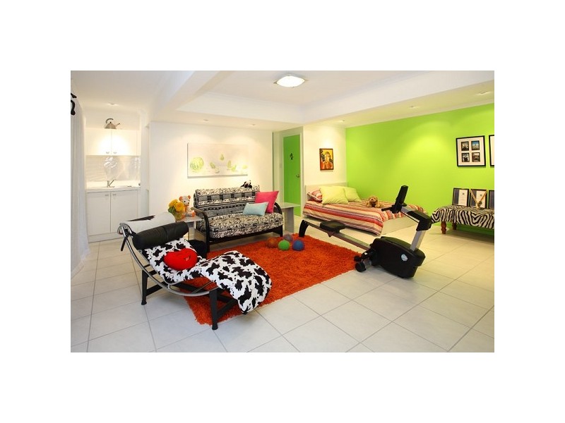 7 Kiriwina Street, Fig Tree Pocket QLD 4069