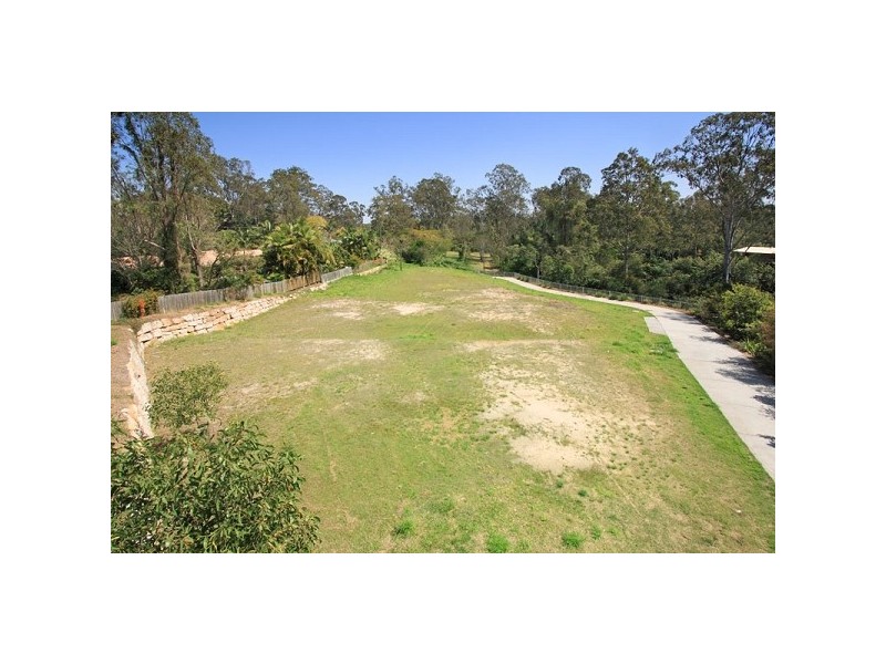 12 Caber Street, Kenmore QLD 4069