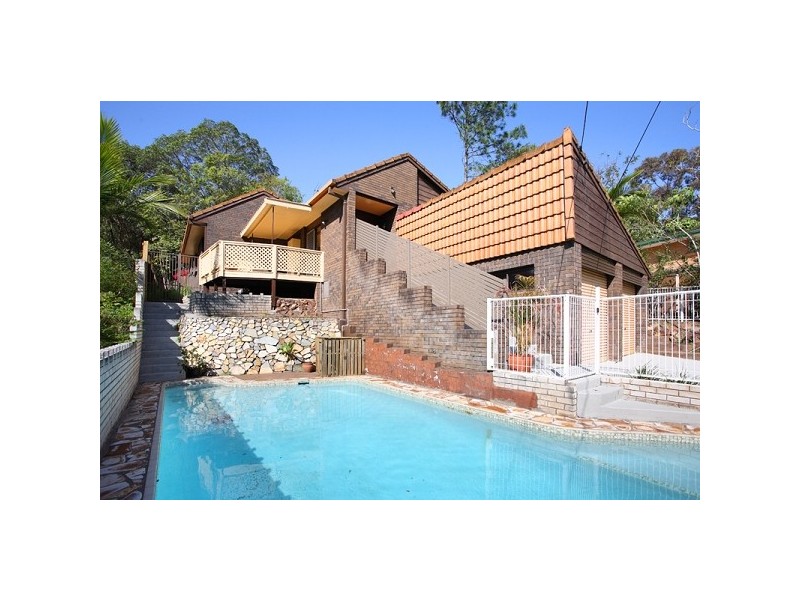 3 Struan Street, Chapel Hill QLD 4069