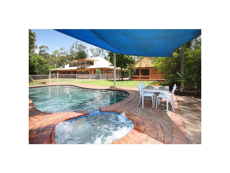 207 Sugars Road, Anstead QLD 4070