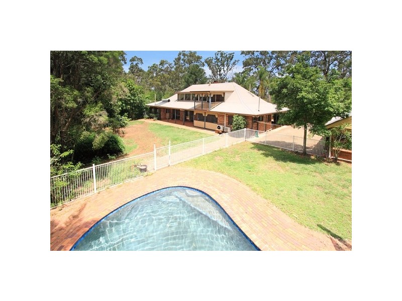 207 Sugars Road, Anstead QLD 4070