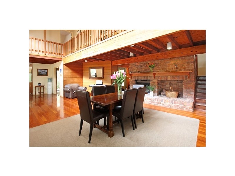 207 Sugars Road, Anstead QLD 4070