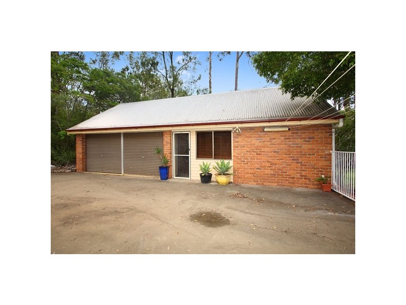 207 Sugars Road, Anstead QLD 4070