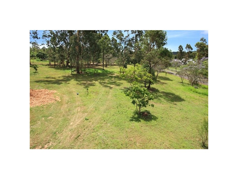 207 Sugars Road, Anstead QLD 4070
