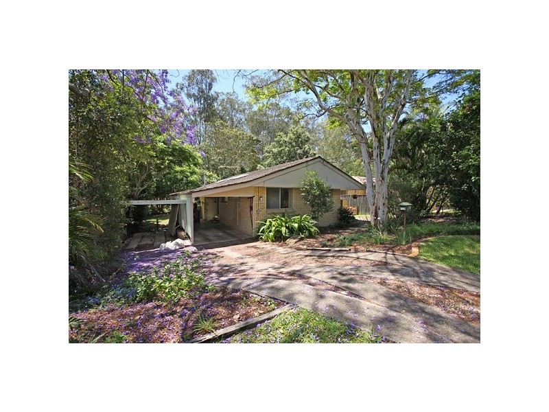 19 Twilight Street, Kenmore QLD 4069