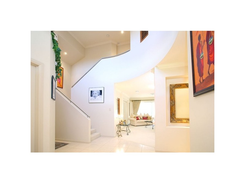 45 Blackbutt Place, Brookfield QLD 4069