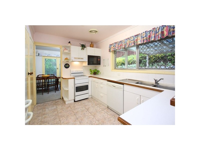 81 Kersley Road, Kenmore QLD 4069