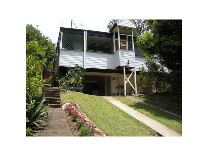 13 Tarbet Street, Kenmore QLD 4069