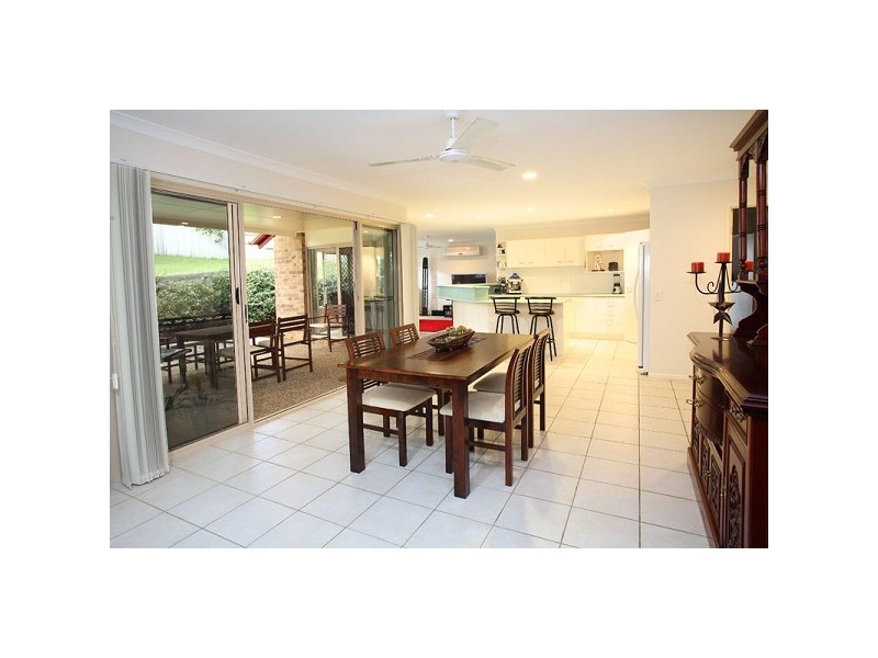 29 Regency Place, Kenmore Hills QLD 4069