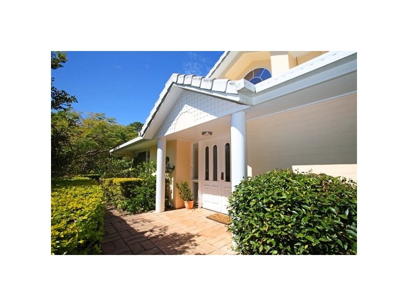 5 Hoana Place, Kenmore QLD 4069