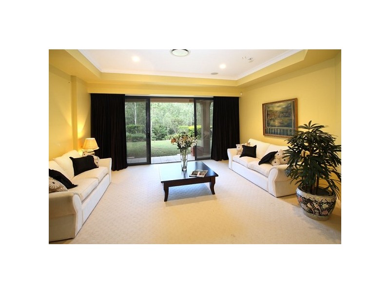 353 Brookfield Road, Kenmore Hills QLD 4069