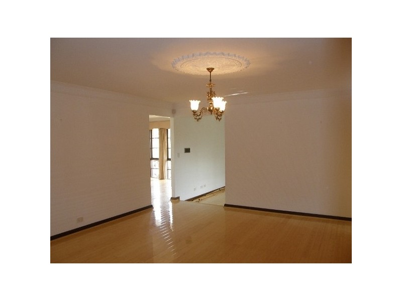 23 Mirbelia Street, Kenmore Hills QLD 4069