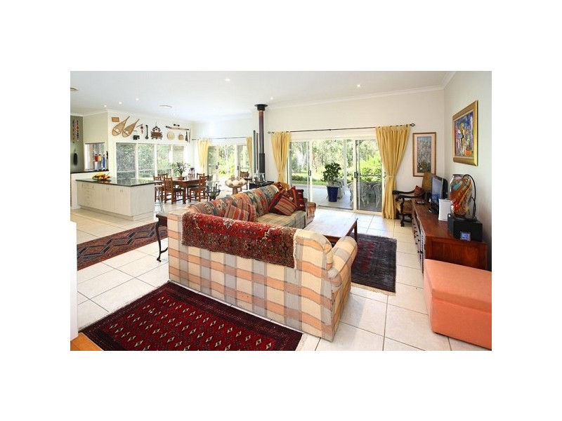 272 Kangaroo Gully Road, Bellbowrie QLD 4070