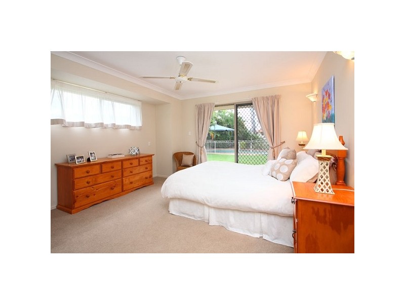 30 Jamieson Place, Brookfield QLD 4069