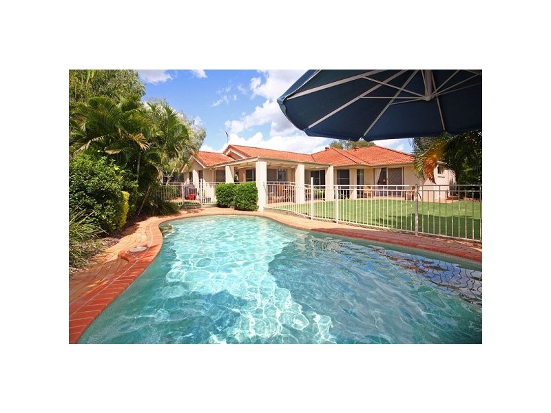 30 Jamieson Place, Brookfield QLD 4069