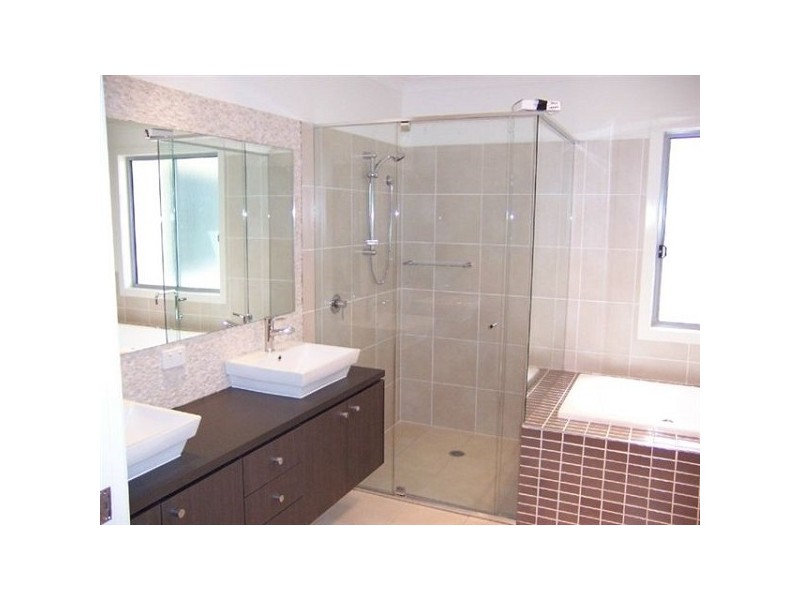 170 Beaufort Crescent, Moggill QLD 4070