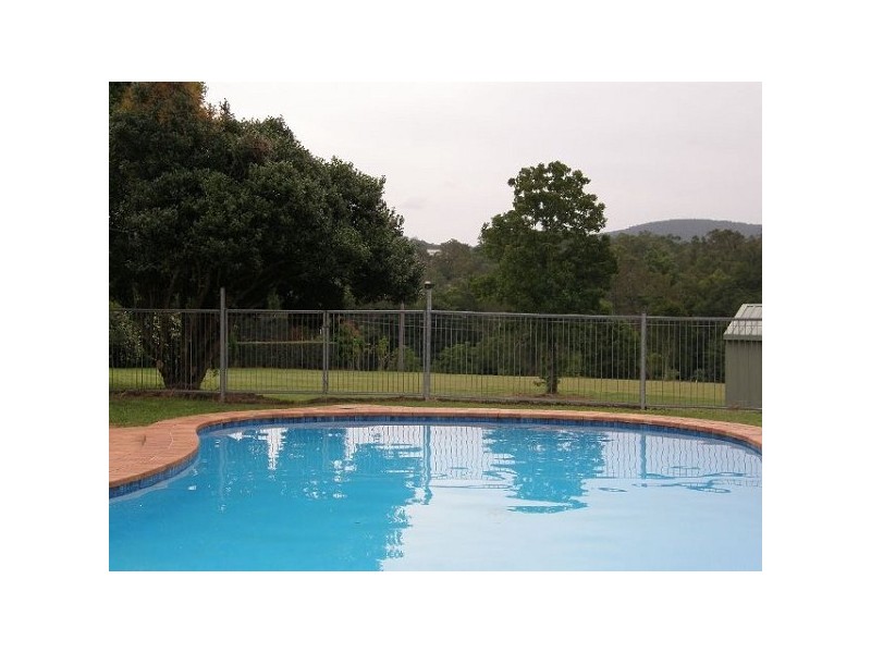 73 Grandview Road, Pullenvale QLD 4069