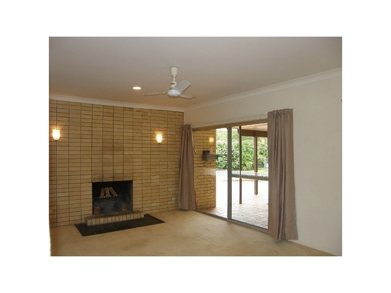 73 Grandview Road, Pullenvale QLD 4069